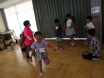ゴムとび