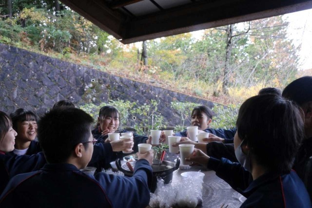 ２日目②野外炊飯３.JPG